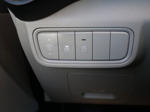 Certified 2025 Kia Soul S image 26