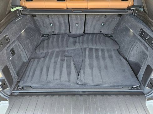 Certified 2024 BMW X5 xDrive40i w/ Premium Package image 6