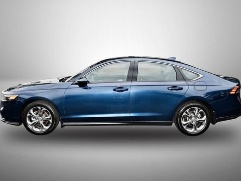 Used 2024 Honda Accord EX image 4
