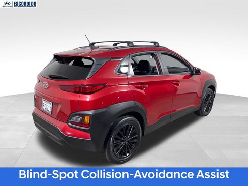 Used 2021 Hyundai Kona SEL FWD image 5