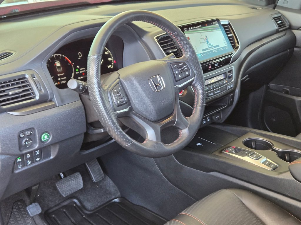 Used 2025 Honda Ridgeline TrailSport image 10