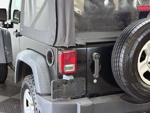 Used 2012 Jeep Wrangler Sport image 9