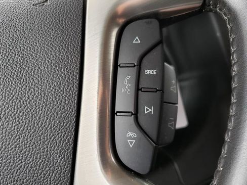 Used 2016 Chevrolet Express 2500 RWD image 19