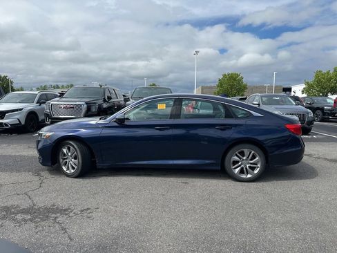 Used 2018 Honda Accord LX image 7
