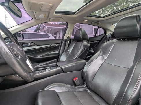 Used 2018 Nissan Maxima 3.5 SL FWD image 16