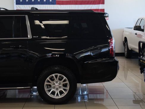 Used 2018 GMC Yukon XL SLT AWD/4WD image 11
