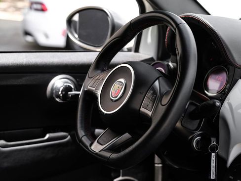 Used 2013 FIAT 500 Abarth w/ Comfort/Convenience Group FWD image 13