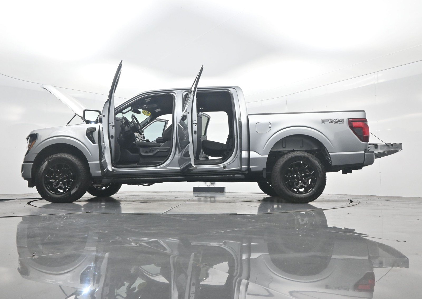 Used 2024 Ford F150 XLT w/ Equipment Group 302A MID AWD/4WD image 39