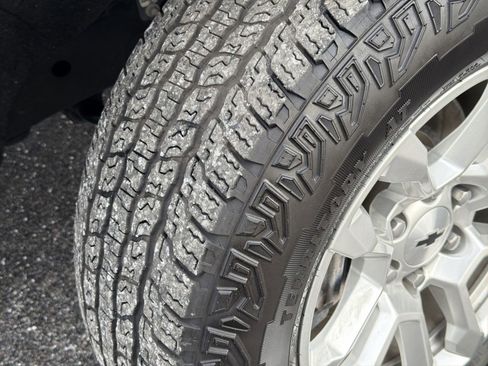 Certified 2024 Chevrolet Silverado 1500 RST w/ Z71 Off-Road Package image 12