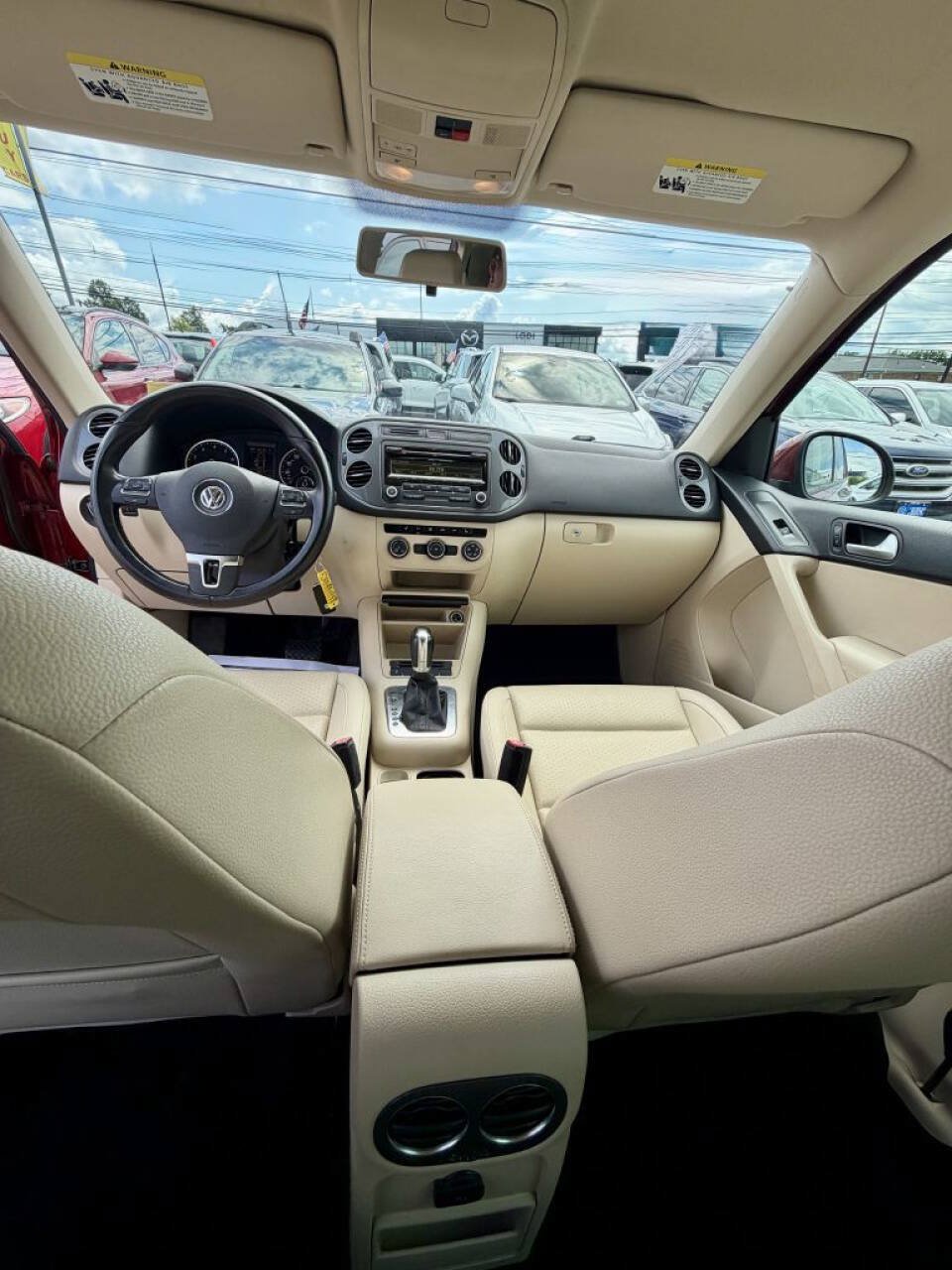 Used 2014 Volkswagen Tiguan SE AWD/4WD image 15