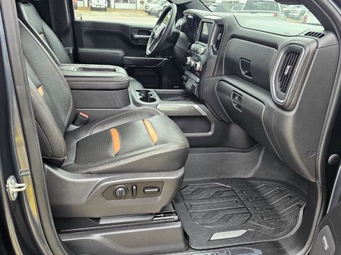 Used 2019 GMC Sierra 1500 AT4 w/ Off Road Performance Package image 22
