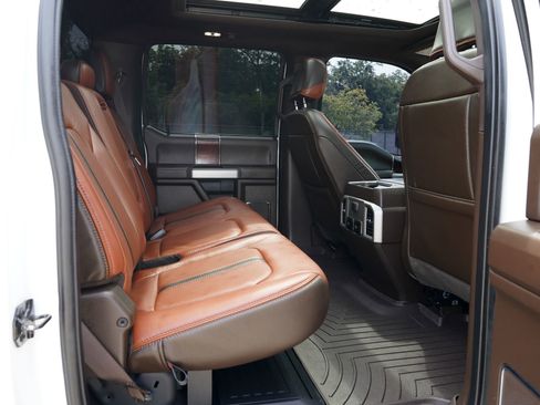 Used 2022 Ford F250 King Ranch w/ King Ranch Ultimate Package AWD/4WD image 9