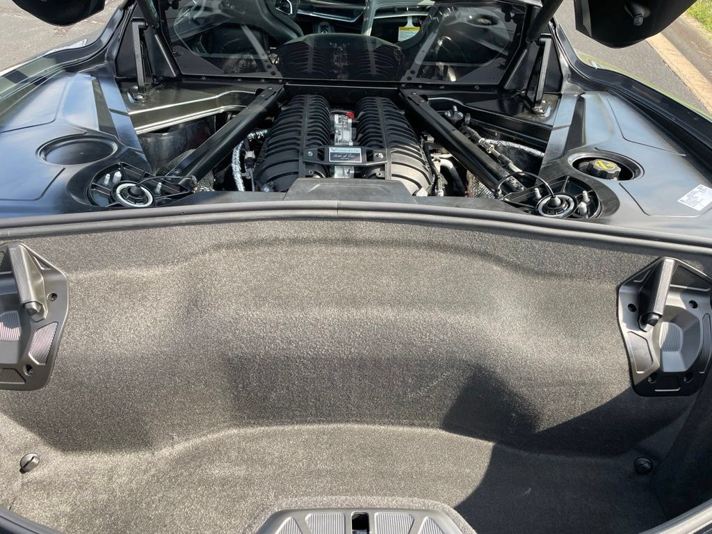 Used 2027 Chevrolet Corvette Z06 w/ Battery Protection Package RWD image 23