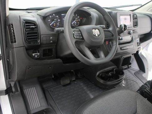 Used 2025 RAM ProMaster 2500 w/ Storage Group image 7