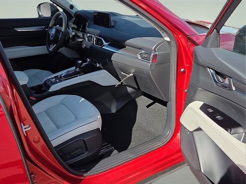 New 2025 MAZDA CX-5 AWD 2.5 S w/ Premium Plus Pkg image 11