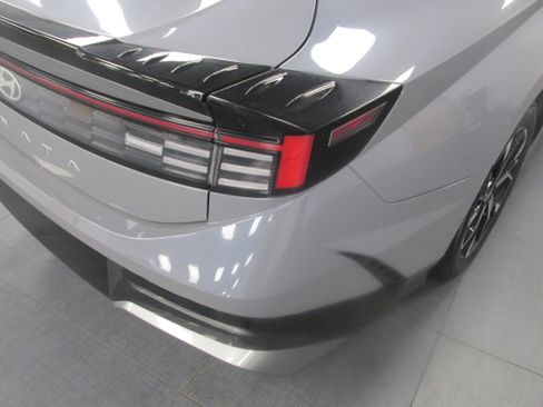 Used 2025 Hyundai Sonata SEL image 11