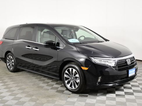 Certified 2024 Honda Odyssey EX-L image 4
