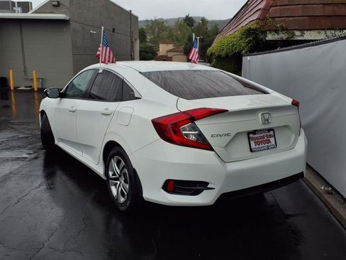 Used 2018 Honda Civic LX image 5