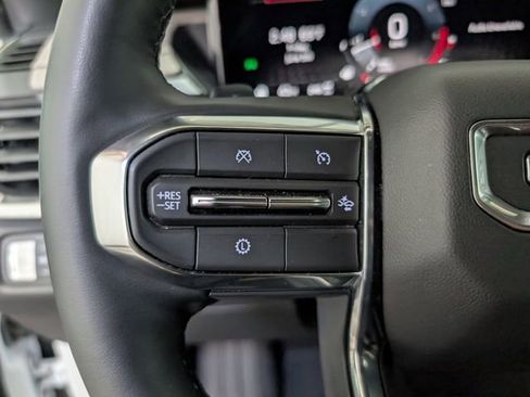 Used 2025 GMC Acadia Elevation AWD/4WD image 20