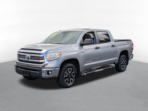 Used 2017 Toyota Tundra SR5 image 5