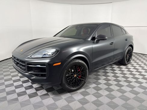 Certified 2026 Porsche Cayenne S AWD/4WD image 1