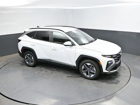 Used 2025 Hyundai Tucson SEL AWD/4WD image 37