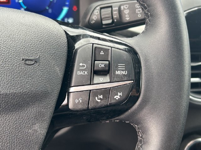 Used 2022 Ford Escape Titanium w/ Class II Trailer Tow Package AWD/4WD image 19