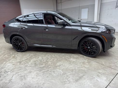 New 2026 BMW X6 xDrive40i w/ Executive Package image 6