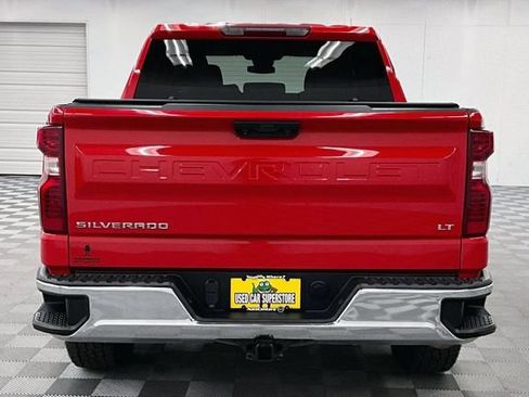 Used 2022 Chevrolet Silverado 1500 LT AWD/4WD image 5