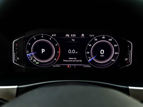 Used 2023 Volkswagen Atlas Cross Sport SEL Premium R-Line image 18