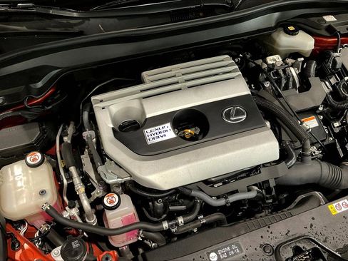 Used 2019 Lexus UX 250h w/ Premium Package AWD/4WD image 29