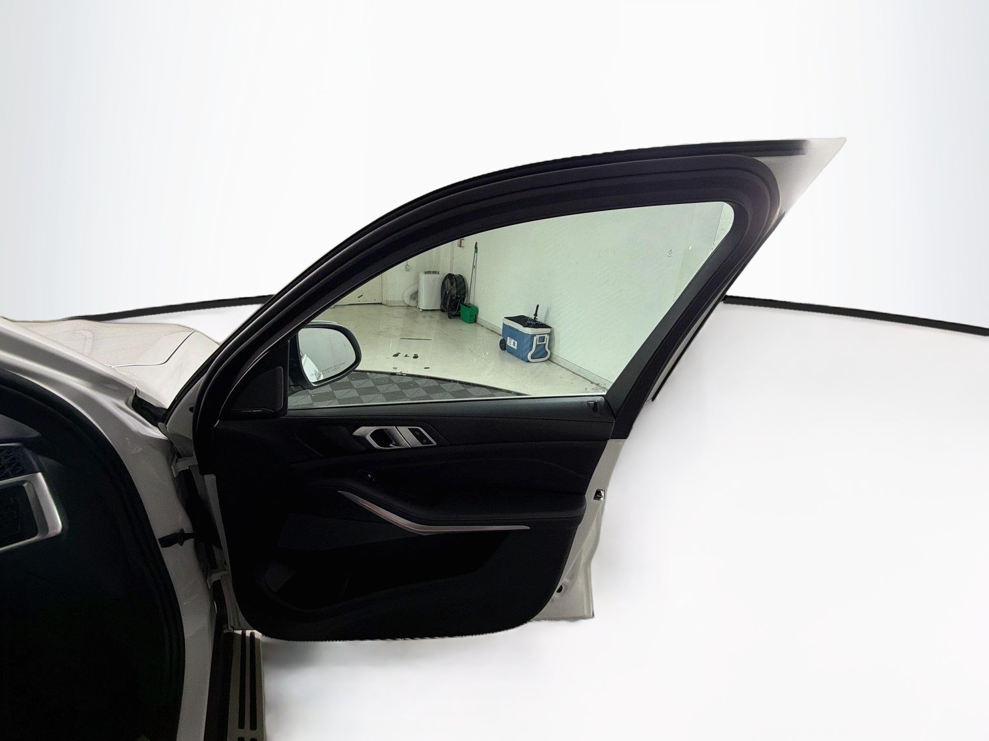 Used 2024 BMW X5 sDrive40i RWD image 34
