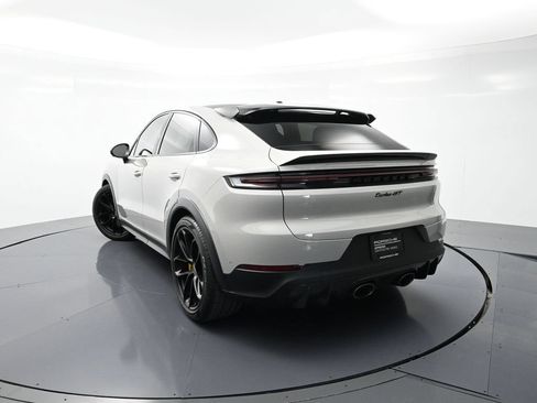 Certified 2025 Porsche Cayenne Turbo GT AWD/4WD image 24