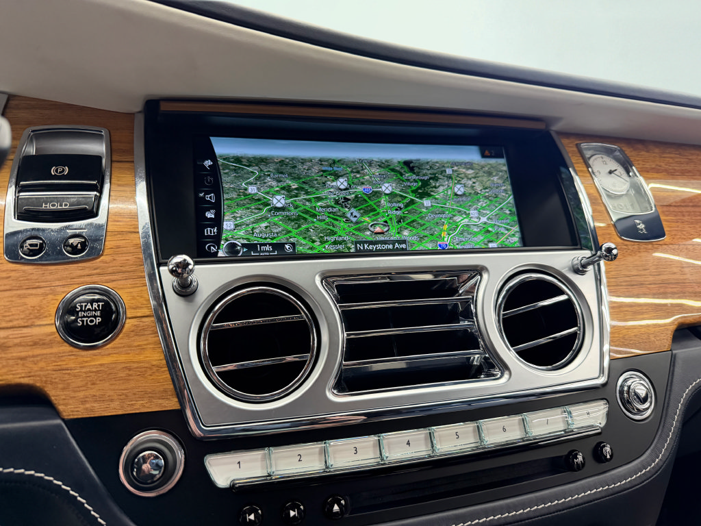 Used 2019 Rolls-Royce Ghost RWD image 23