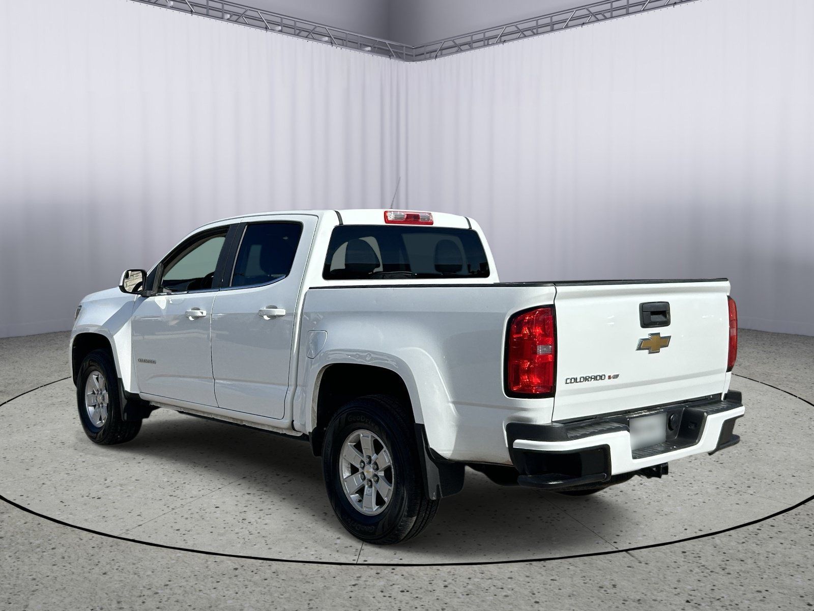 Used 2020 Chevrolet Colorado W/T w/ WT Convenience Package RWD image 7