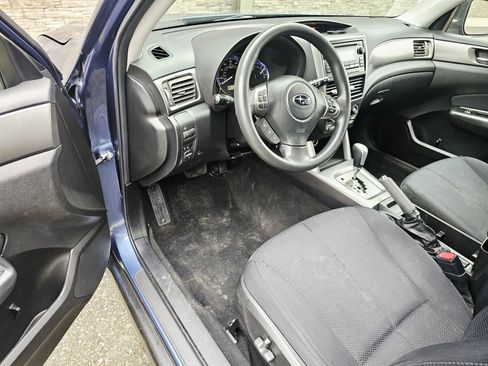 Used 2011 Subaru Forester 2.5X Premium w/ All-Weather Pkg image 9