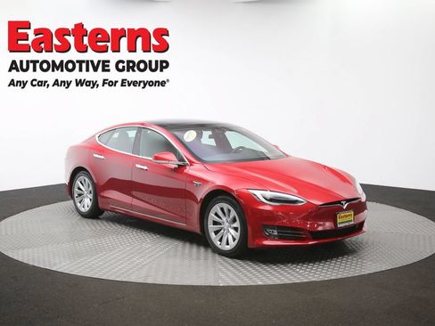Used 2018 Tesla Model S 100D AWD/4WD image 43