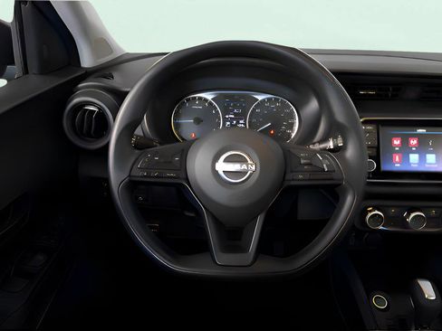 Used 2024 Nissan Kicks S image 12