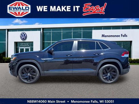 Used 2023 Volkswagen Atlas Cross Sport SE w/ Panoramic Sunroof Package AWD/4WD image 4