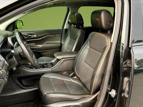 Used 2021 GMC Acadia AT4 w/ Technology Package image 20