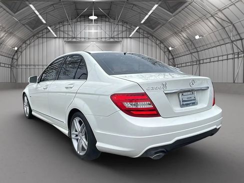 Used 2012 Mercedes-Benz C 250 Sedan image 3