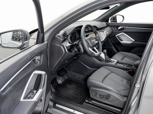 Certified 2025 Audi Q3 2.0T Premium Plus w/ Premium Plus Package image 7