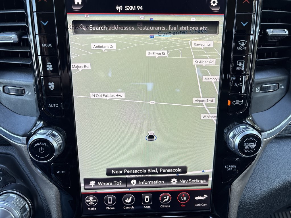 Used 2019 RAM 1500 Laramie AWD/4WD image 26