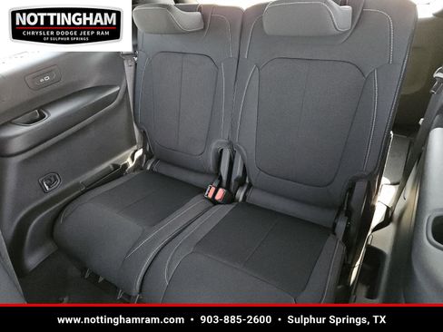 New 2026 Jeep Grand Cherokee L 4WD image 30