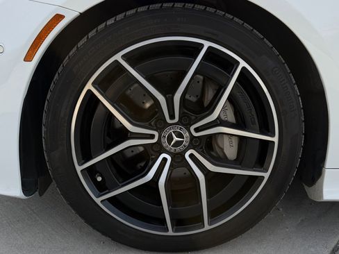 Used 2022 Mercedes-Benz E 450 4MATIC Coupe image 38