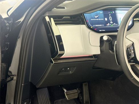 Used 2025 Land Rover Range Rover Sport Dynamic SE image 10