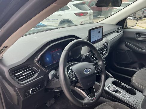 Used 2022 Ford Escape SEL AWD/4WD image 18