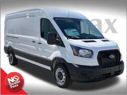 New 2025 Ford Transit 250 148 Medium Roof w/ Load Area Protection Package