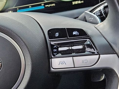 Used 2022 Hyundai Santa Cruz SEL Premium image 25