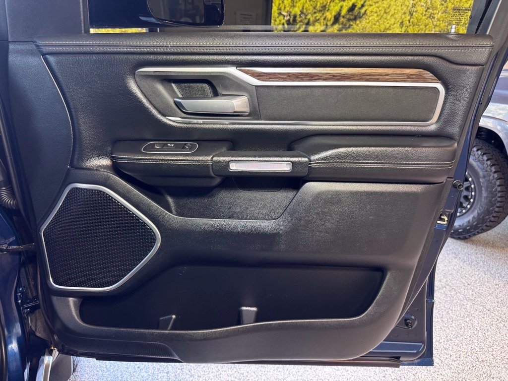 Used 2020 RAM 1500 Laramie AWD/4WD image 43